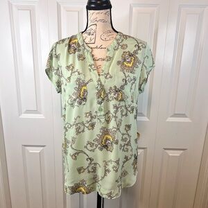 New York & Company Light Green Floral Blouse